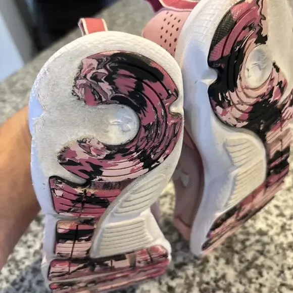 Under Armour Women's‎ Tennis Shoes Size 7 Gray PINK DUAL FOAM - Picture 6 of 10